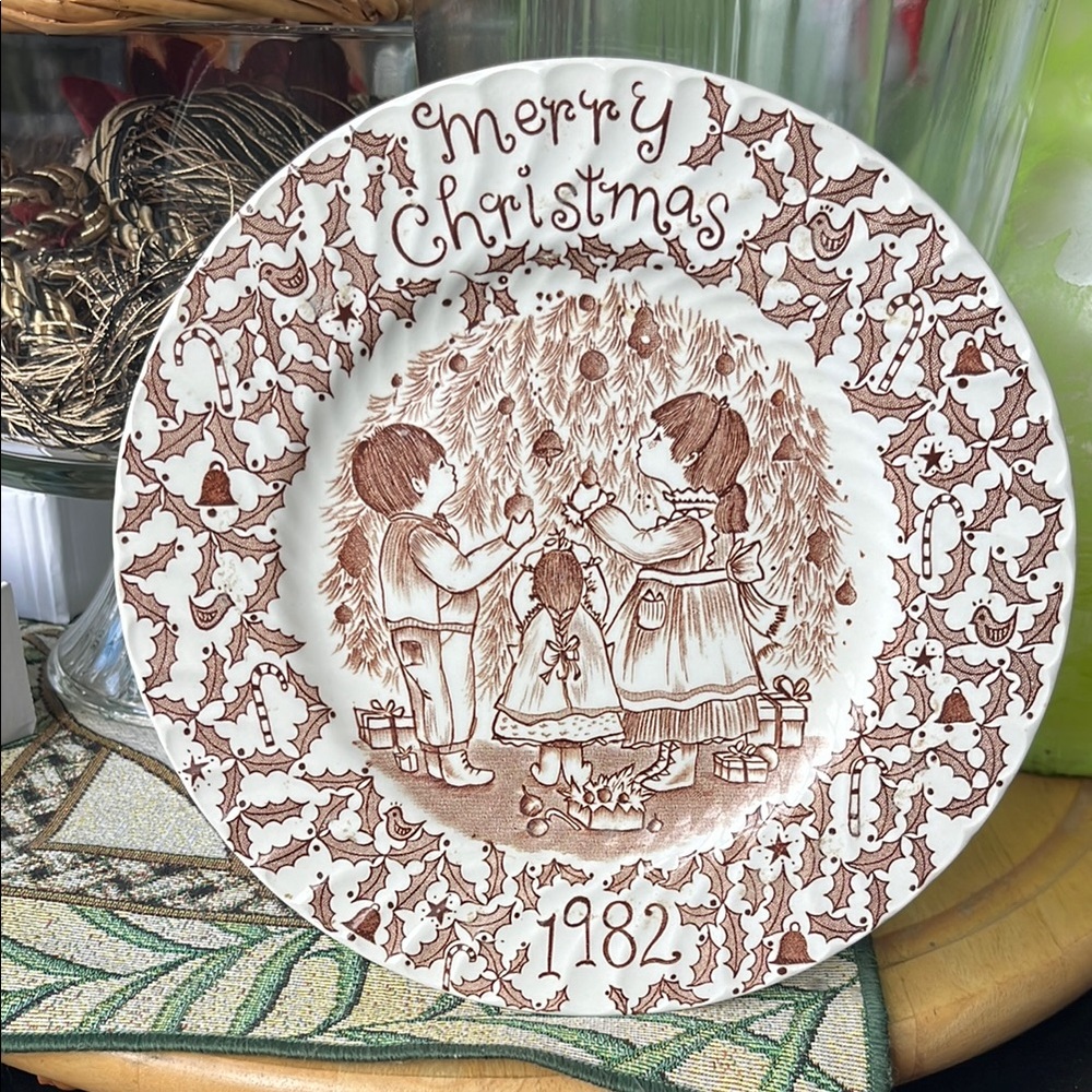 Vintage Christmas Plate